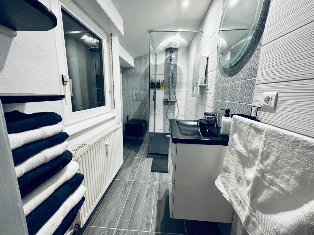 Fotografie z fotogalerie ubytování Le Moderne Vintage Hyper Centre,3 chambres, neuf au calme, 3 étoiles v destinaci Munster