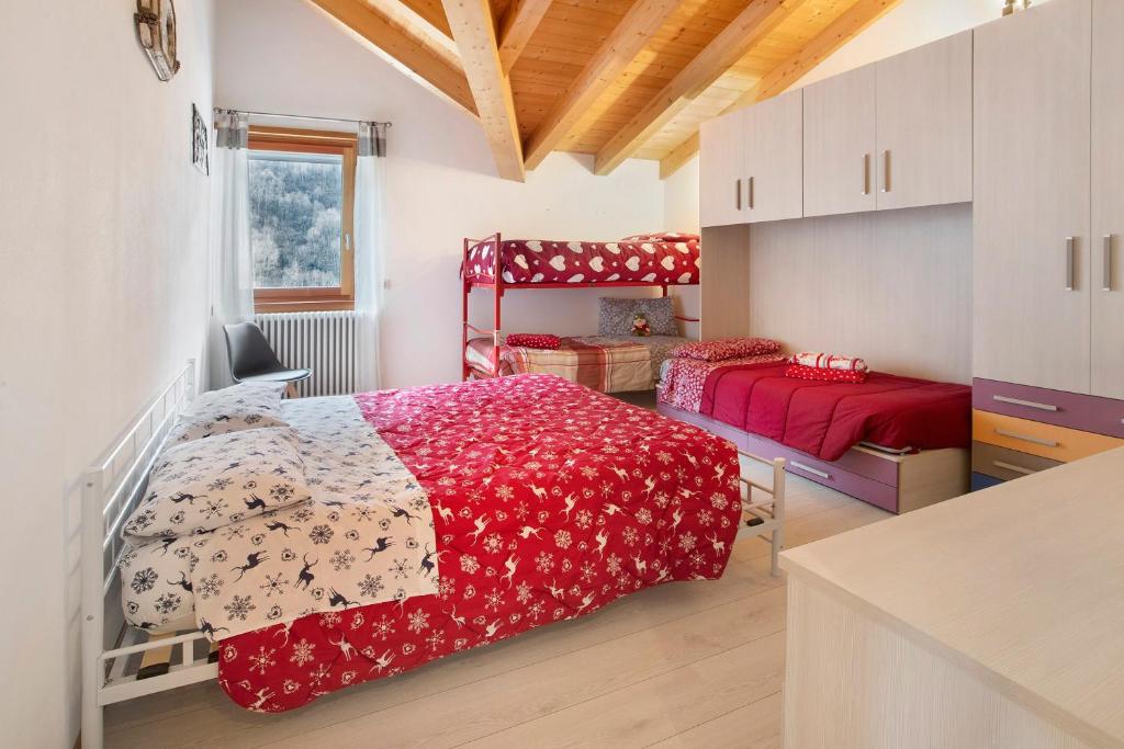 A bed or beds in a room at Casa Sergio