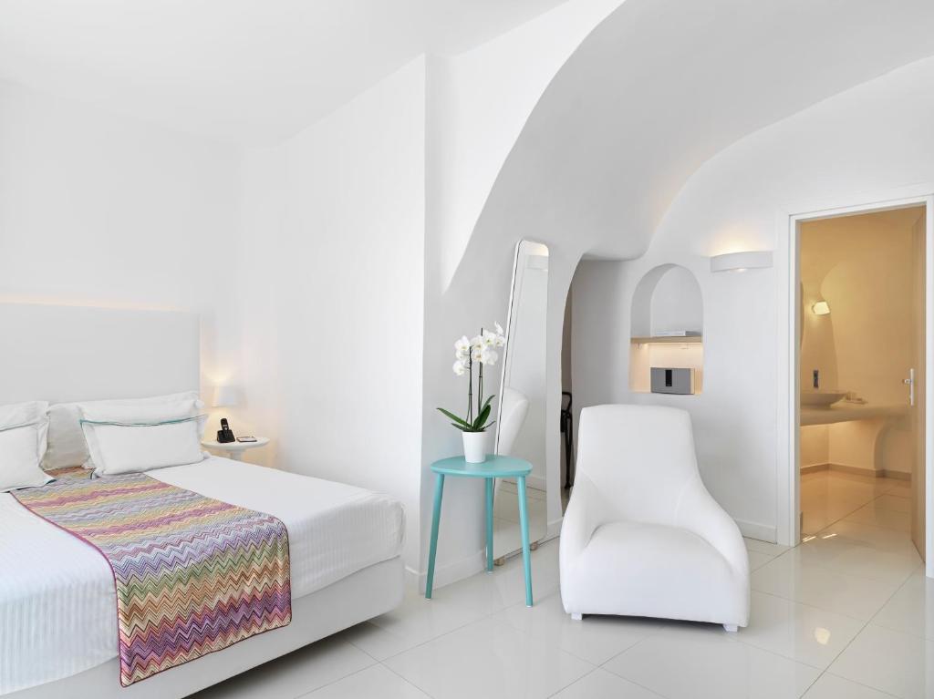 Katikies Chromata Santorini - The Leading Hotels of the World photo 5