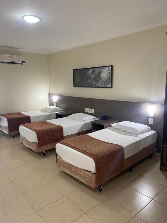 Class Hotel Passos Rio Grande Portal da Canastra - Triple Habitación Con Balcón