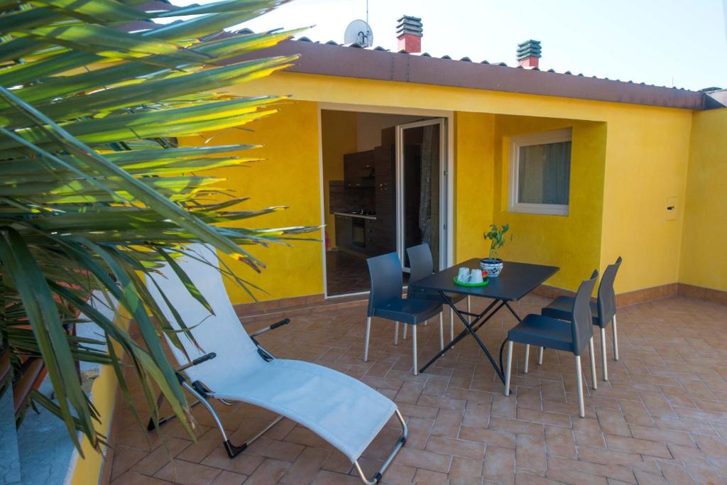 A patio or other outdoor area at Le Palme Sona