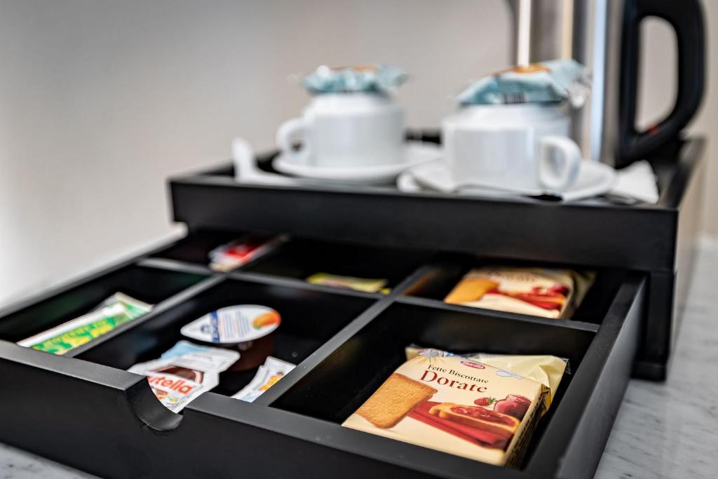 Coffee and tea making facilities at Residenza Giotto