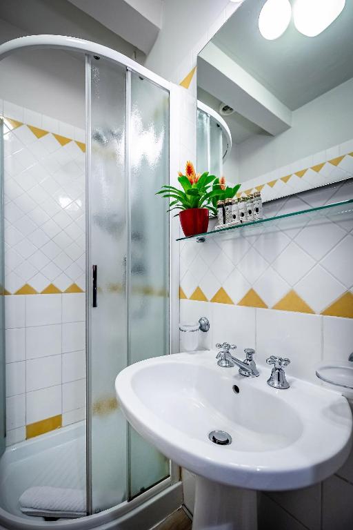 A bathroom at Residenza Giotto