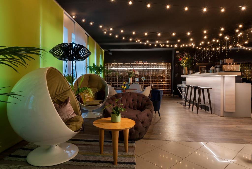 Lounge nebo bar v ubytování greet Berlin Alexanderplatz