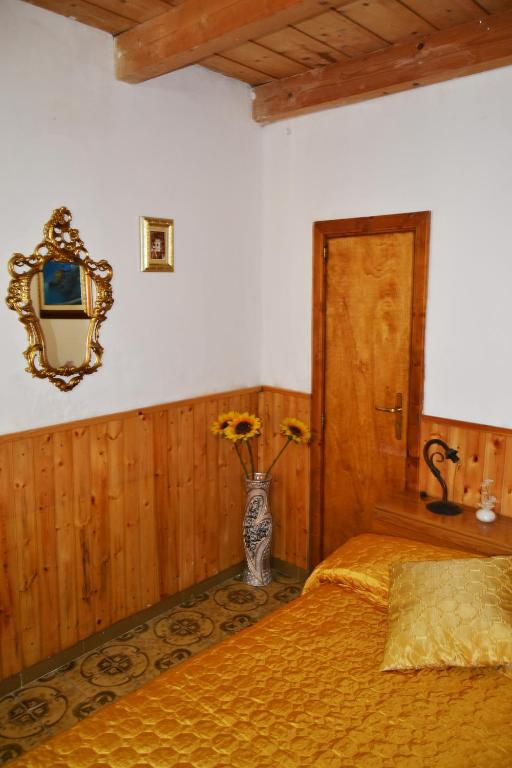 Postel nebo postele na pokoji v ubytování Amalfi Coast Room