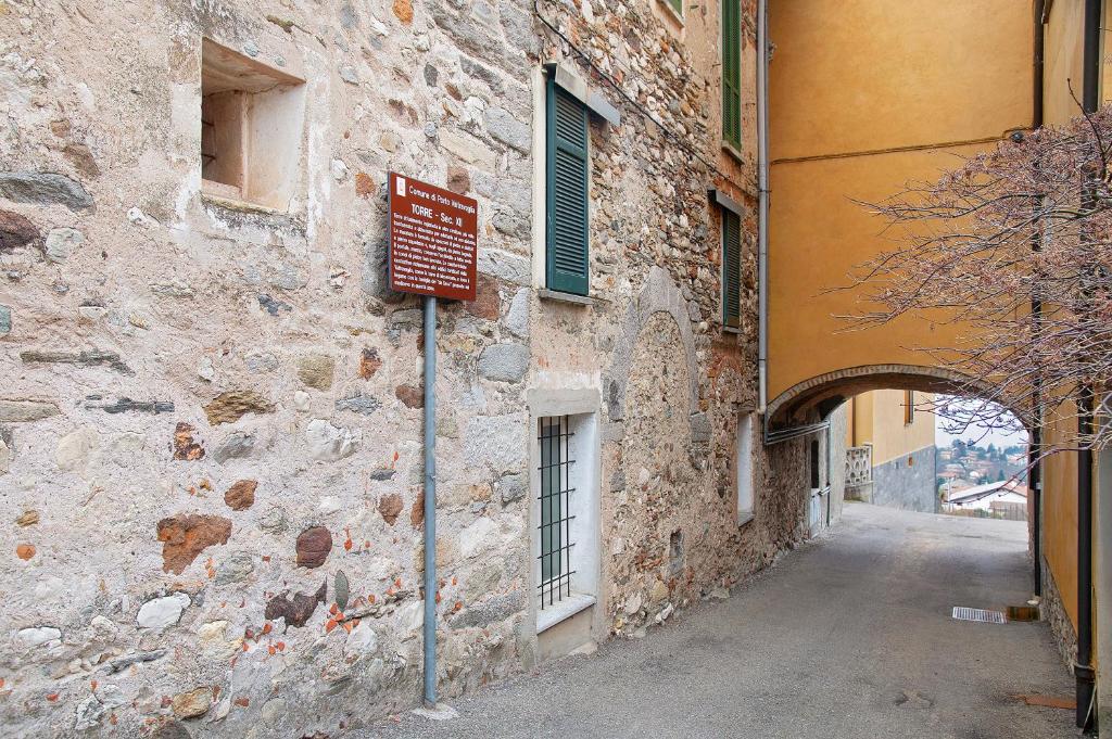 Fotografia z galérie ubytovania La Vecchia Torre v destinácii Porto Valtravaglia