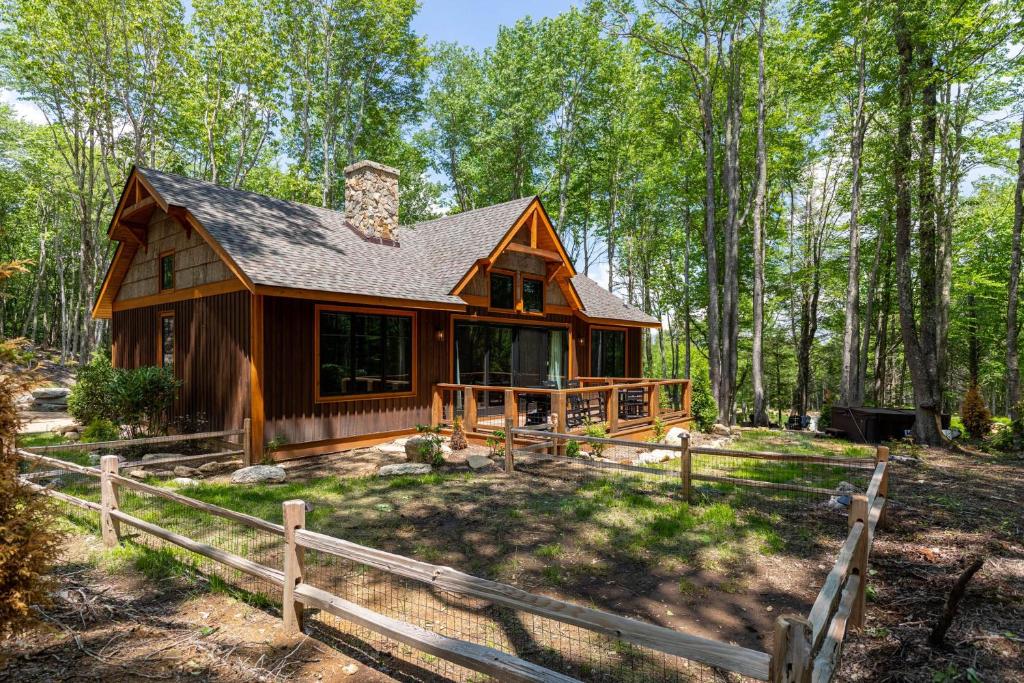 Stillness Springs at Eagles Nest, Banner Elk (updated prices 2024)