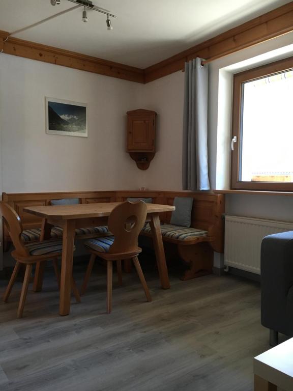 Posedenie v ubytovaní Landhaus Holzereck