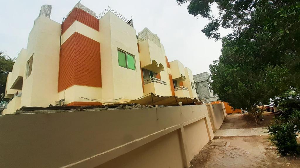 23Villa room airport road, Abu Dhabi (updated prices 2024)