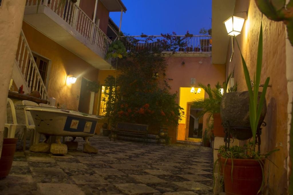 Budova, kde se hotel nachází