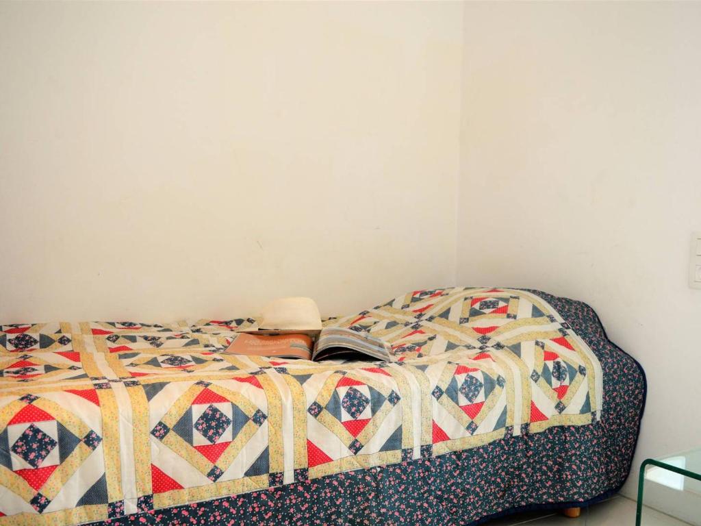 Łóżko lub łóżka w pokoju w obiekcie Duplex moderne 5 pers avec terrasse et parking - FR-1-251-456