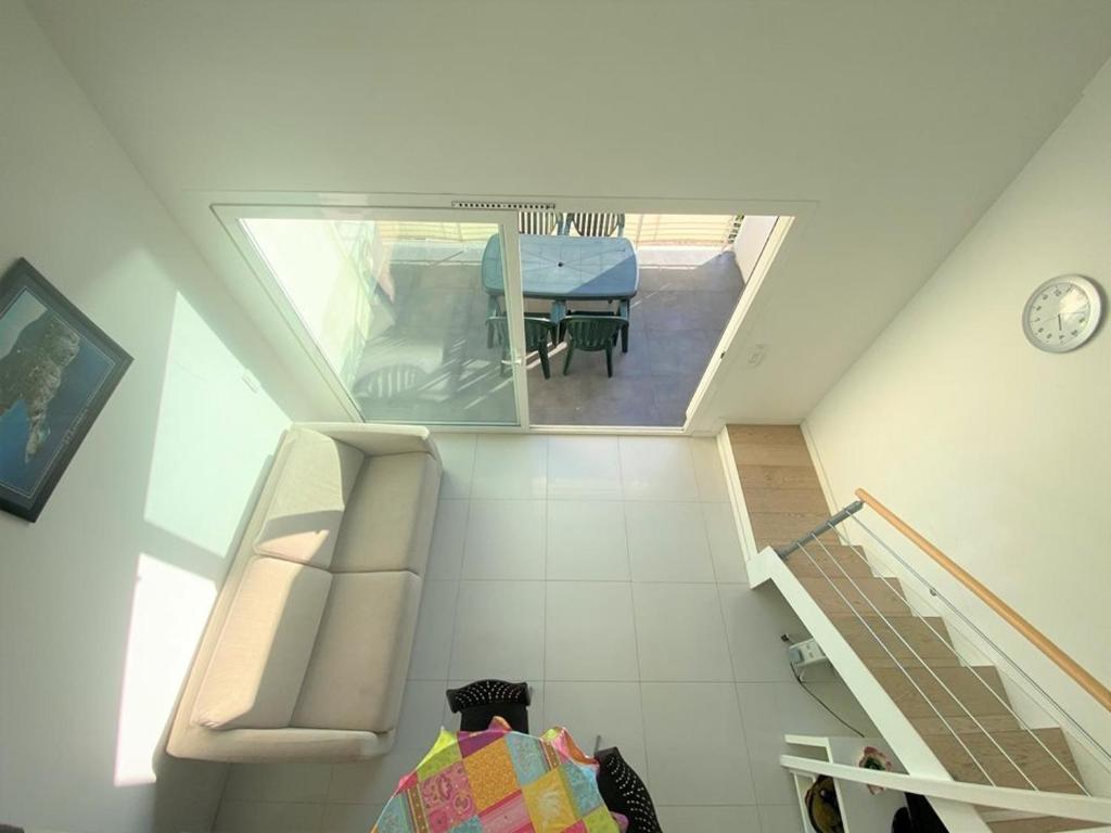 Telewizja i/lub zestaw kina domowego w obiekcie Duplex moderne 5 pers avec terrasse et parking - FR-1-251-456