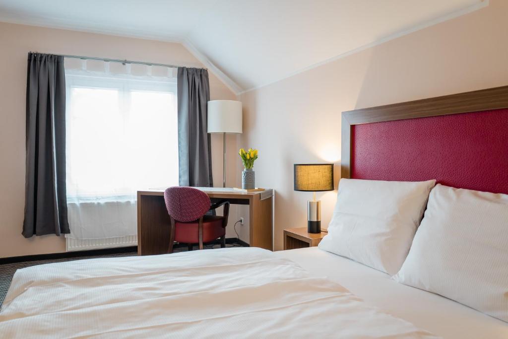 Point Hotel Apartments and Rooms - Resim 19