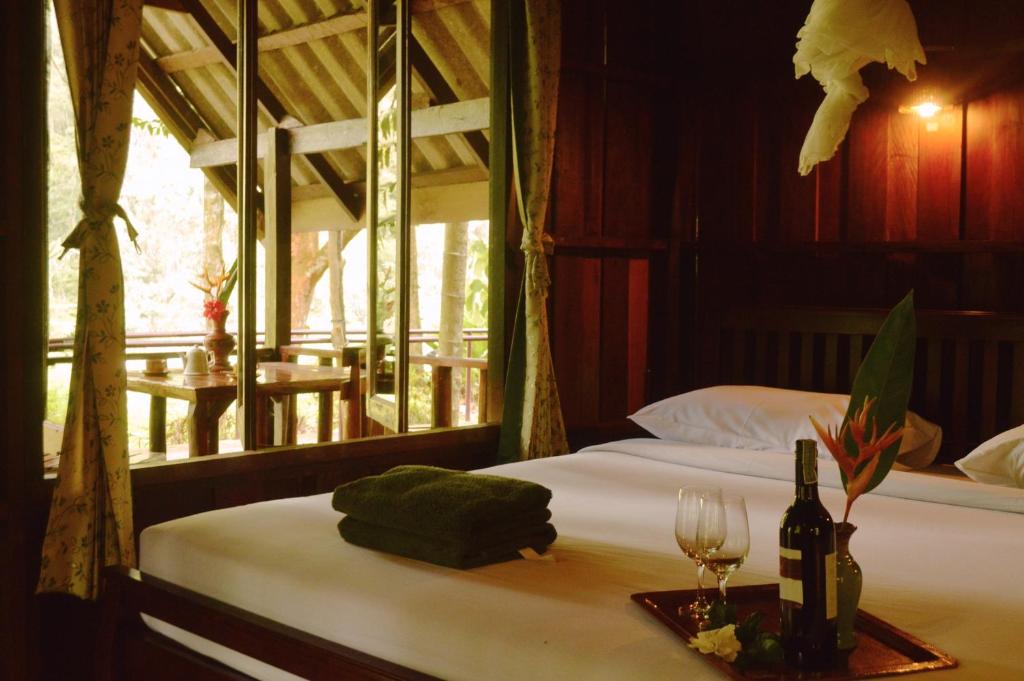 Khao Sok Riverside Cottages - 15