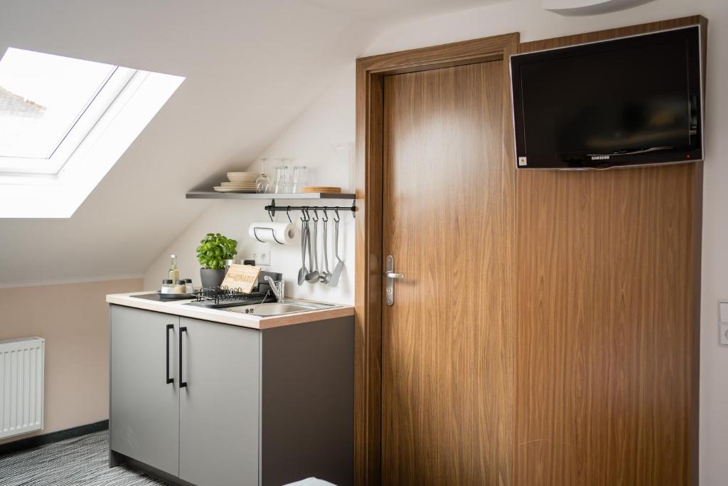 Point Hotel Apartments and Rooms - Resim 20