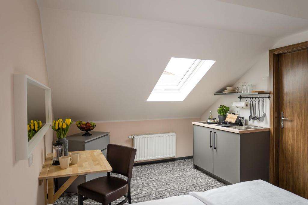 Point Hotel Apartments and Rooms - Resim 23