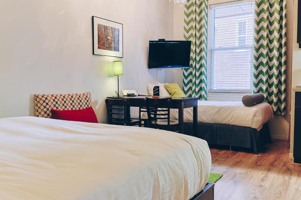 
Superior Family Room
