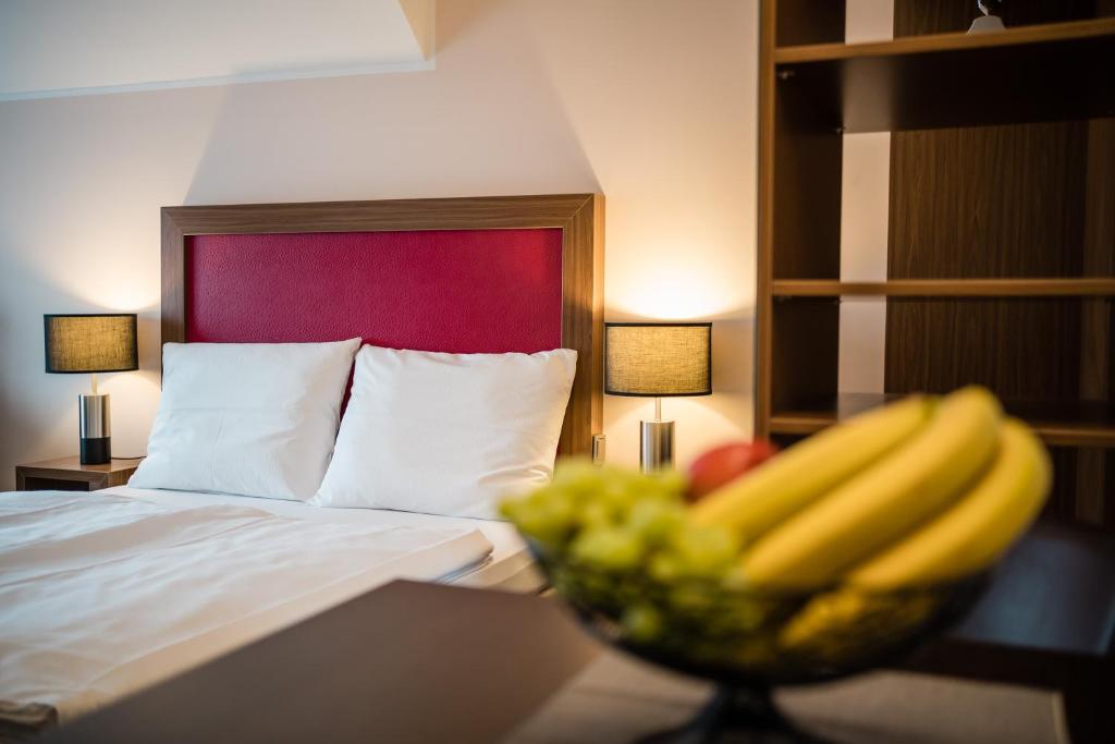 Point Hotel Apartments and Rooms - Resim 16