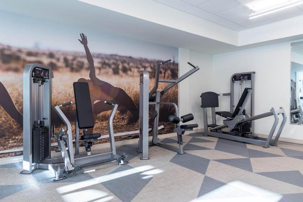 Fitness centrum a/nebo fitness zařízení v ubytování Element Dallas Richardson