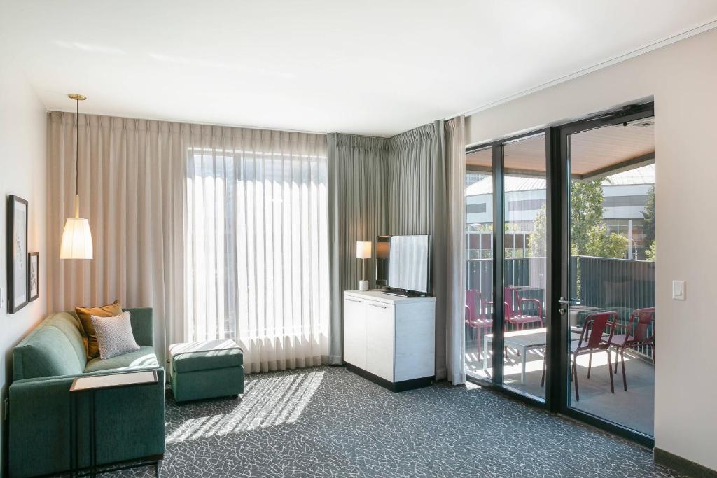 TownePlace Suites Nashville Downtown/Capitol District - Suite De 1 Dormitorio, 1 Rey, Vista De La Ciudad, Balcón