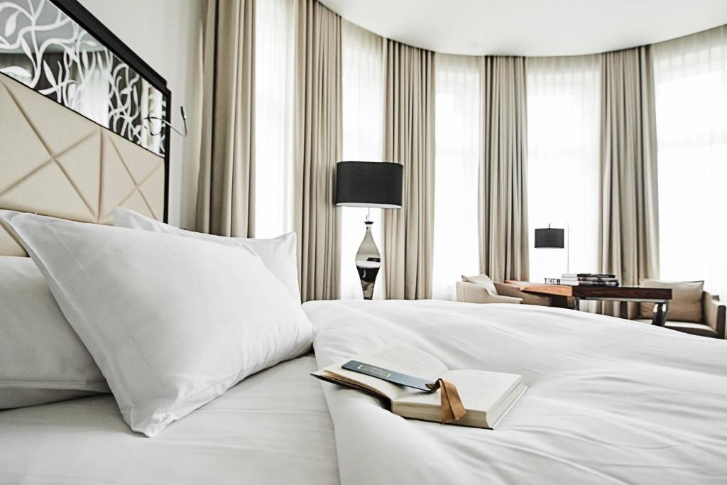 Roomers Berlin Steinplatz, Autograph Collection - Resim 25