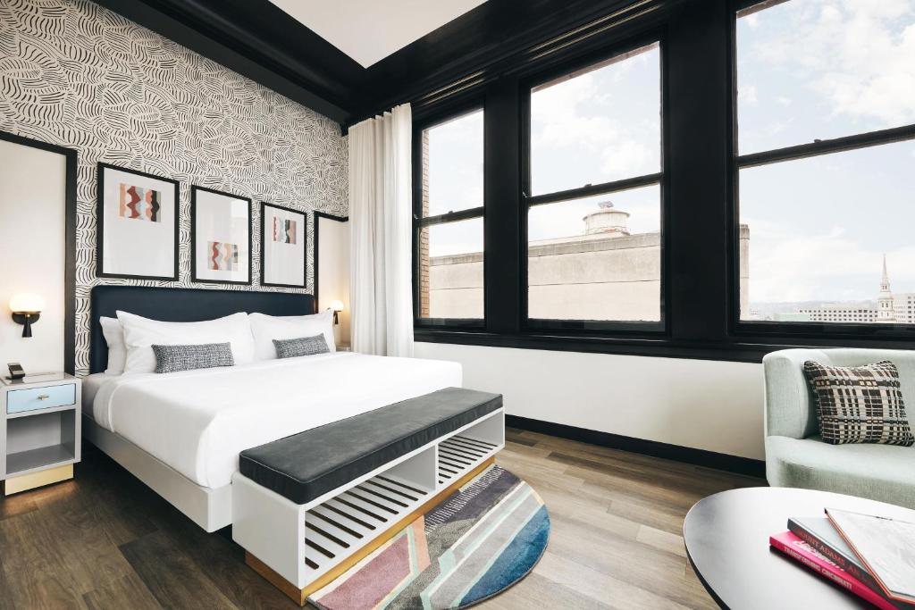 Kinley Cincinnati Downtown, a Tribute Portfolio Hotel photo