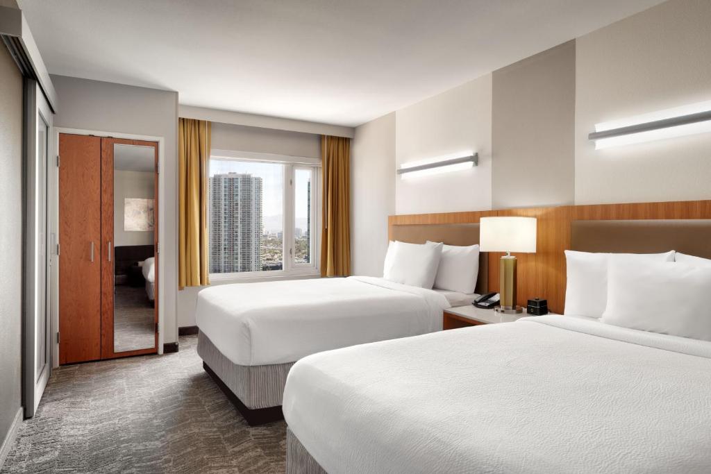 JW Marriott Las Vegas Two Room Suite 