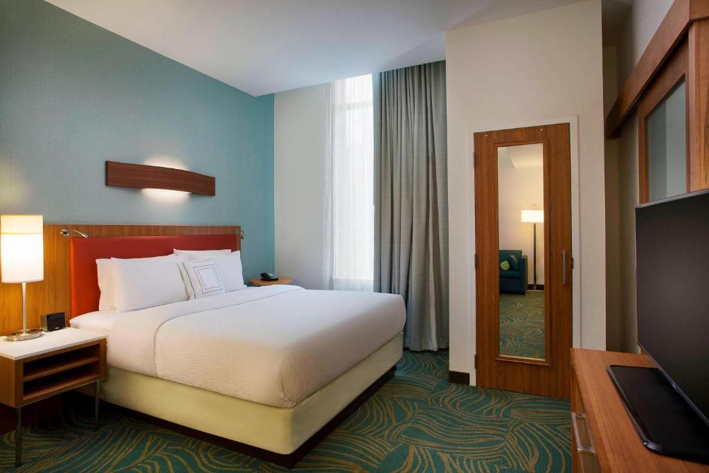 SpringHill Suites by Marriott Houston Downtown/Convention Center - King Studio
