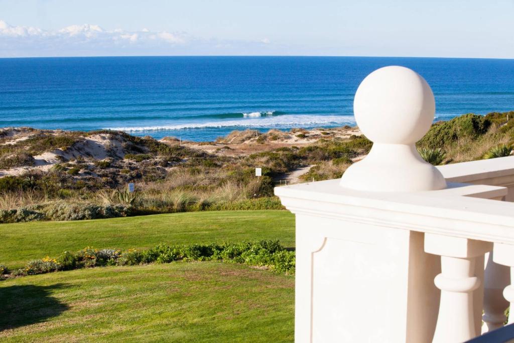 Praia D'El Rey Marriott Golf & Beach Resort - Premium King Suite Oceanfront Met één Slaapkamer
