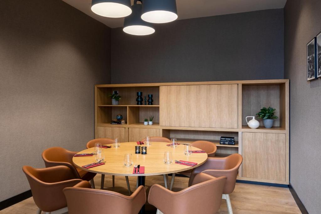 Courtyard by Marriott Glasgow SEC - Resim 21