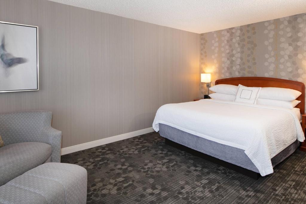 Courtyard by Marriott Newark Silicon Valley photo