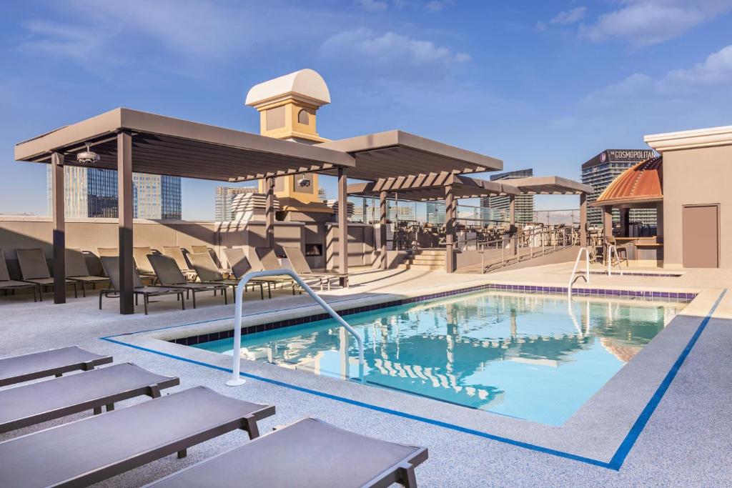 Grand Chateau 2 Bedroom Luxury Condo - Luxury Home Exchange in Las Vegas,  Nevada, United States