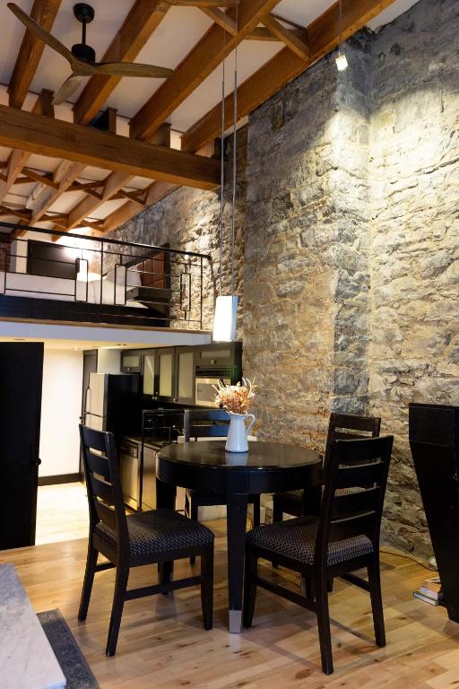 Lofts du Vieux-Port by Gray Collection - Resim 3