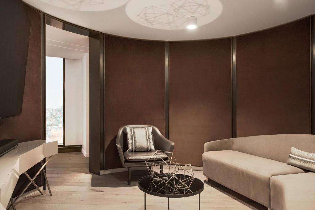 Posezení v ubytování JW Marriott Parq Vancouver