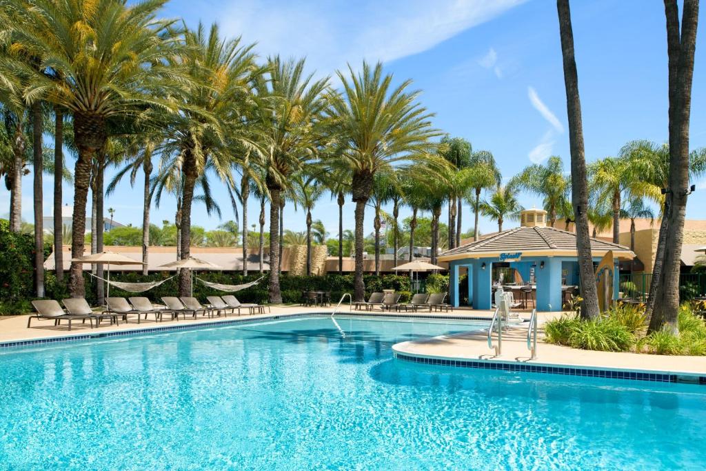 Sheraton Park Hotel at the Anaheim Resort photo
