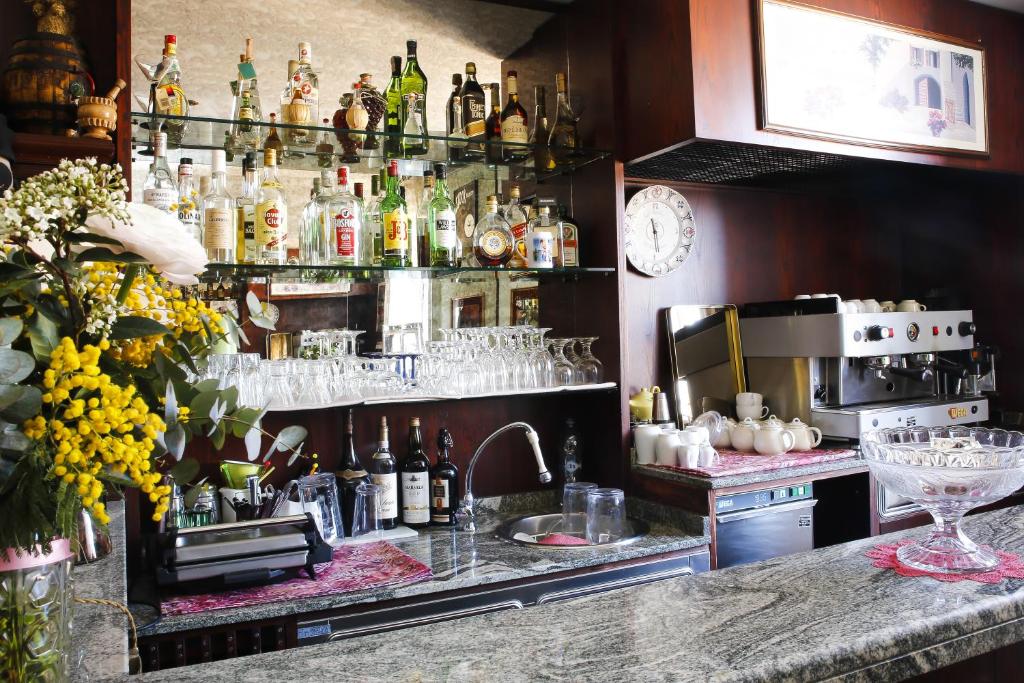 Albergo Garisenda con terrazza panoramica sulle Due Torri - Resim 27