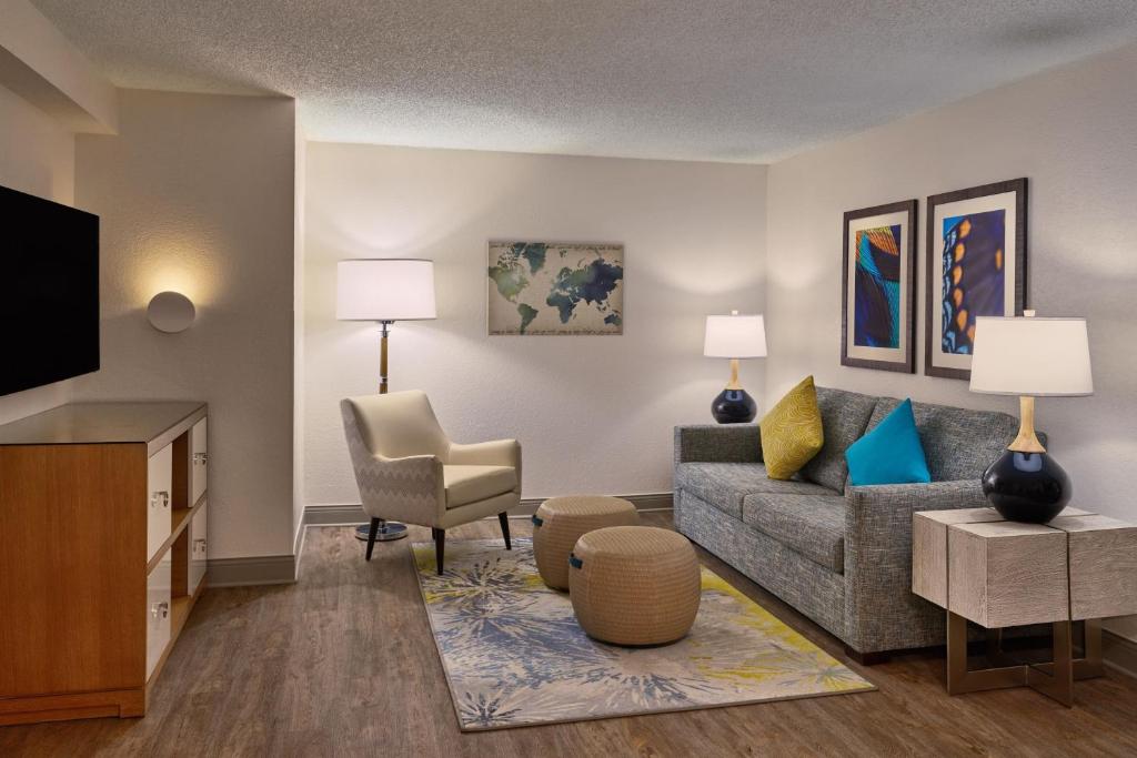 Sheraton Orlando Lake Buena Vista Resort - Executive Suite W/King, 1 Bedroom Executive Suite, Pool View