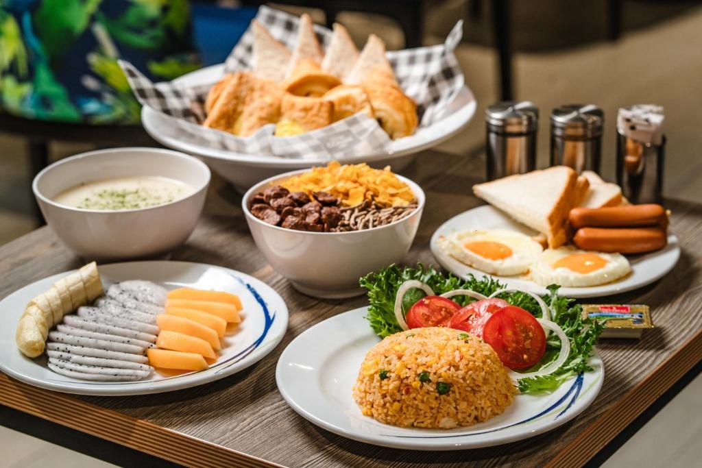 Holiday Inn Express Bangkok Sukhumvit 11 by IHG - Resim 3