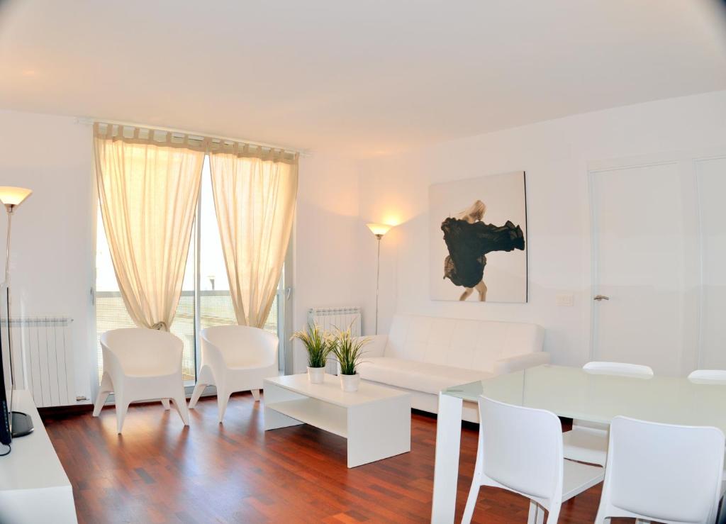 Glasir Apartments Barcelona - Two-Bedroom Apartment With Balcony - Penthouse