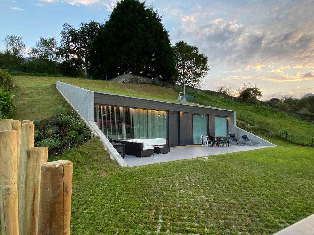 Zahrada ubytování La Casa de Hierba - Casa de campo de diseño con jardín y wifi cerca de las playas de Llanes