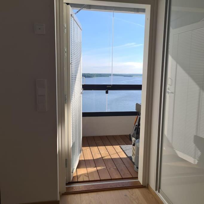 Cozy family apartment with 2 sea views, Helsinki, Finland