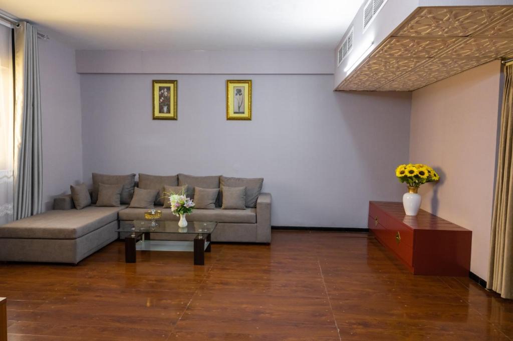 Three 888 Hotel - Resim 23