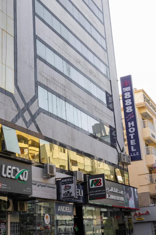 Three 888 Hotel - Resim 6