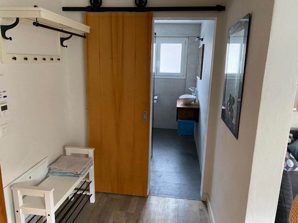 Postel nebo postele na pokoji v ubytování Spring Inn Apartments