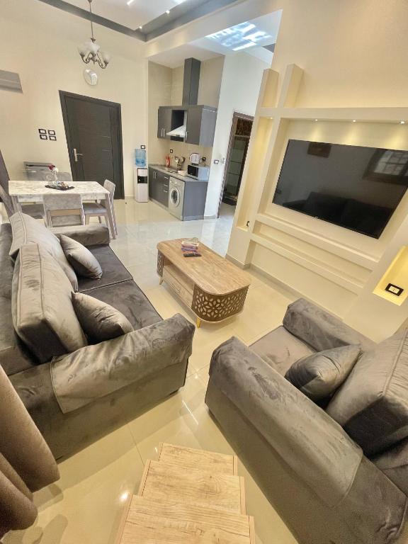 Posezení v ubytování Villa Mira GuestHouse 2 - Downtown Central Amman - AL DIYRIH