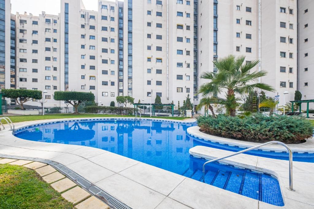Bazén v ubytovaní Gemelos 24 Apartment 3-1-G Playa La Cala Beach alebo v jeho blízkosti