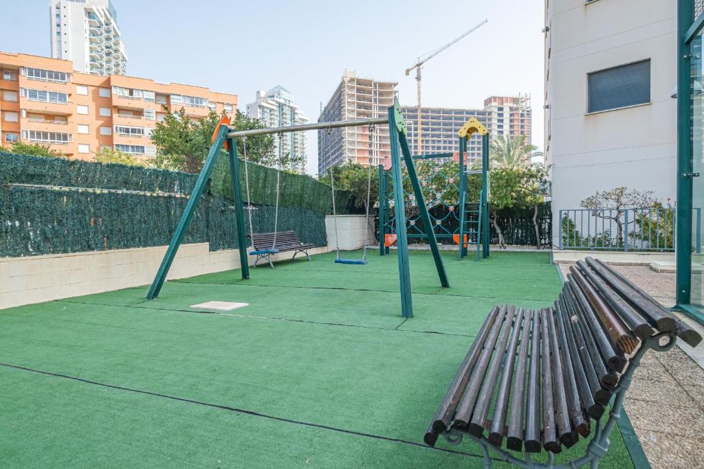 Detský kútik v ubytovaní Gemelos 24 Apartment 3-1-G Playa La Cala Beach
