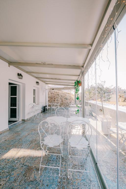 Neapolis 1897 Boutique Luxury Rooms - Resim 19