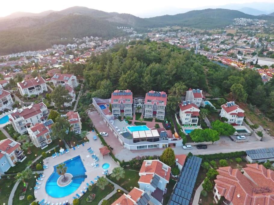 Nespecifikovaný výhled na hory nebo výhled na hory při pohledu z apartmánu