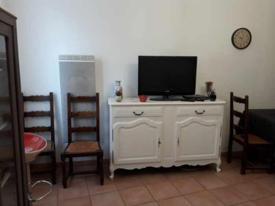 Kuchyňa alebo kuchynka v ubytovaní Apt en Luberon appartement 3 chambres et garage privée